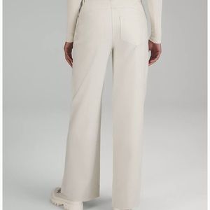 Lululemon flare women’s pants white/beige size 27